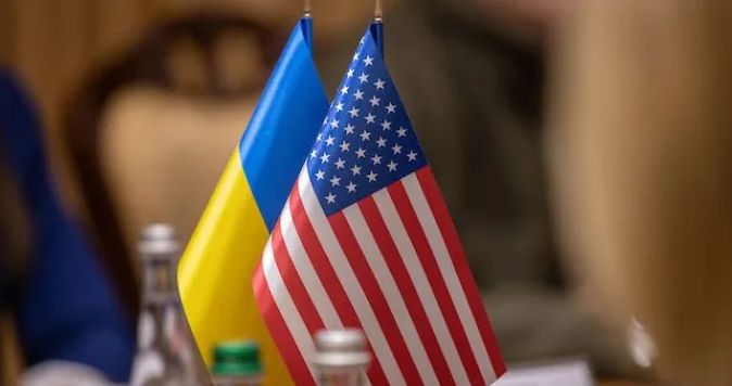 "Всі сиділи, як дурні": делегація України дізналася про рішення Трампа щодо російського дизелю на переговорах у США, - Kyiv Independent "Всі сиділи, як дурні": делегація України дізналася про рішення Трампа щодо російського дизелю на переговорах у США, - Kyiv Independent